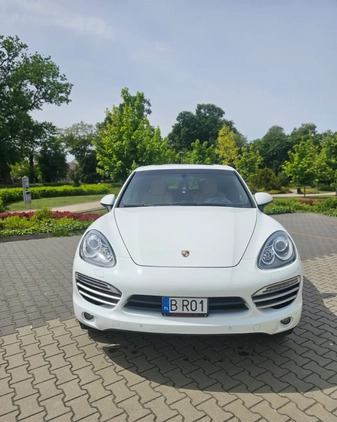 Porsche Cayenne cena 105500 przebieg: 188100, rok produkcji 2014 z Białystok małe 497